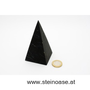 Schungit Pyramide 'matt' Hoch 100x50mm